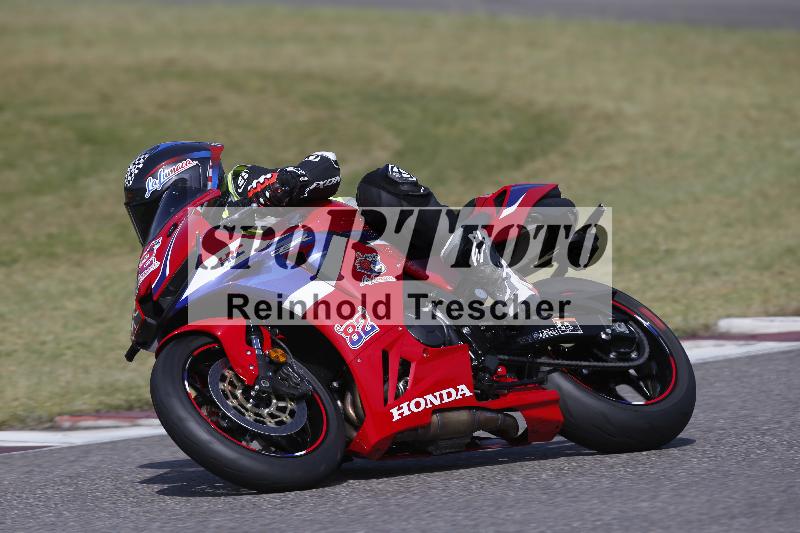 /11 28.04.2026  PROMAX ADR/Gruppe gruen/52
